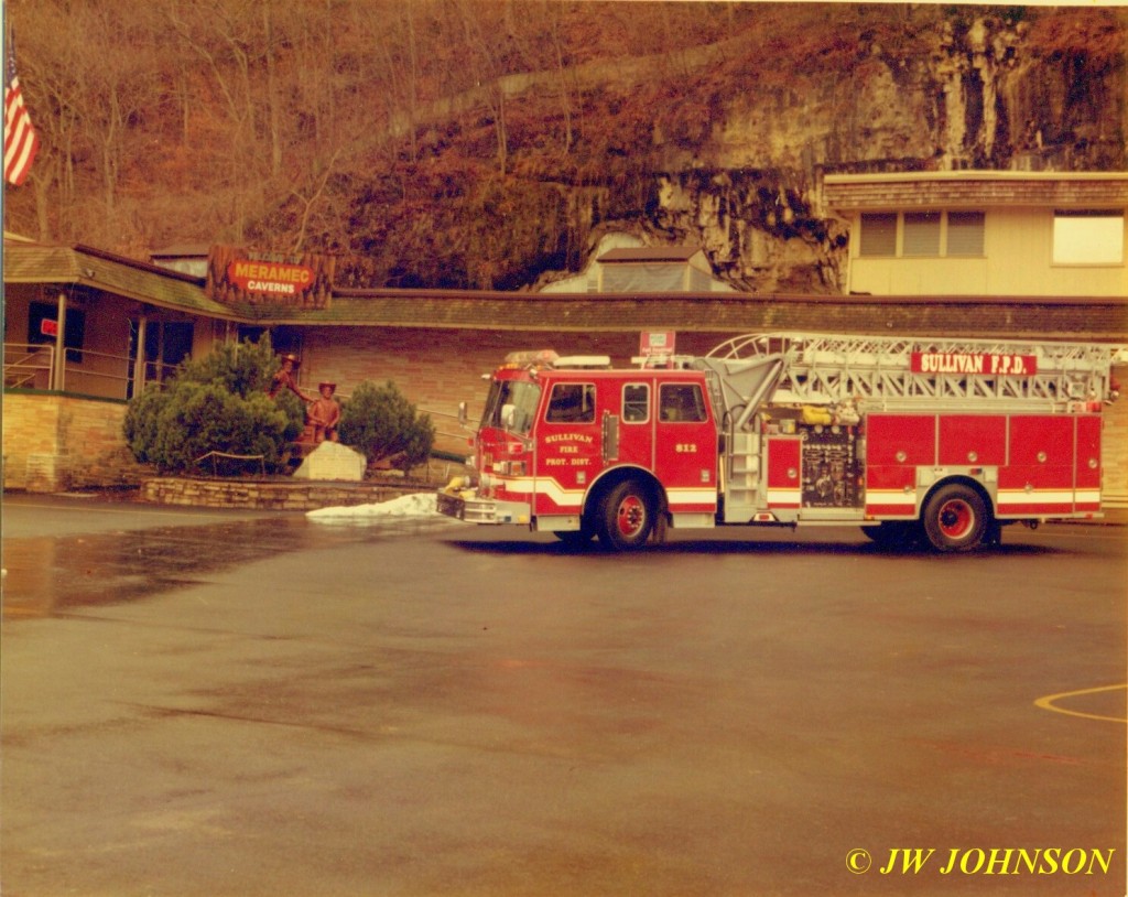 Ladder 812 Meramac Caverns Bluff 2