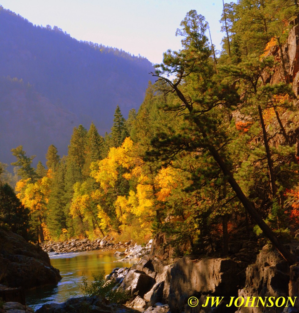 DSNRG 480 NB Animas River Reflections