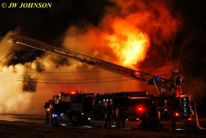 30 Fire Blows Out Back of Bldg