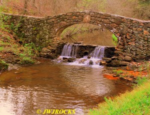 49 DeSoto Lake Waterfall 2